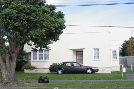 Photo of property in 32 Mitchell Street, Epuni, Lower Hutt, 5011