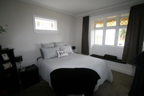 Photo of property in 2 Bracken Street, Petone, Lower Hutt, 5012