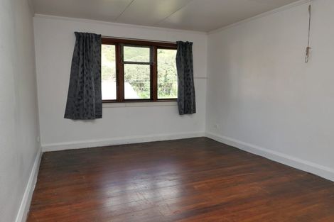 Photo of property in 15 Beach Road, Paekakariki, 5034