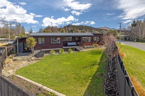Photo of property in 7 Bernard Road, Albert Town, Wanaka, 9305