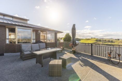 Photo of property in 1 Ranui Place, Feilding, 4702