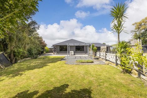 Photo of property in 1402 Devon Road, Brixton, Waitara, 4382