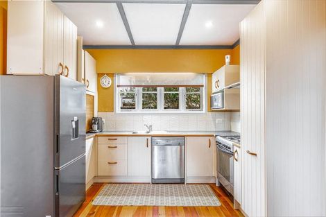 Photo of property in 61a Woodside Road, Massey, Auckland, 0614