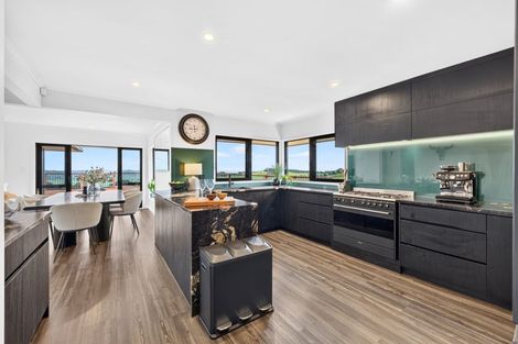 Photo of property in 511 Kiwitahi Road, Helensville, 0875