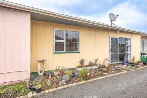 Photo of property in 63b Polson Street, Castlecliff, Whanganui, 4501