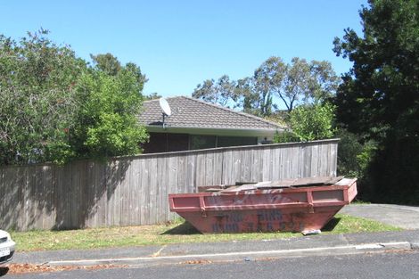 Photo of property in 11 Gladys Avenue, Glenfield, Auckland, 0629