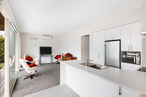 Photo of property in 6 Otira Close, Papamoa Beach, Papamoa, 3118