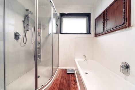 Photo of property in 39 Lincoln Terrace, Hokowhitu, Palmerston North, 4410