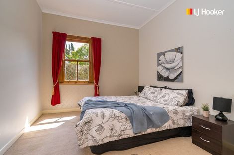 Photo of property in 128 Glen Road, The Glen, Dunedin, 9011