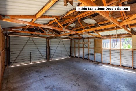 Photo of property in 198 Tutere Street, Waikanae Beach, Waikanae, 5036