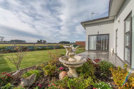 Photo of property in 74 Sutherland Drive, Kaiapoi, 7630