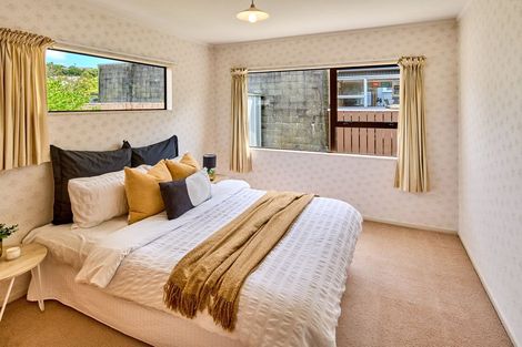 Photo of property in 219c Main Road, Tawa, Wellington, 5028