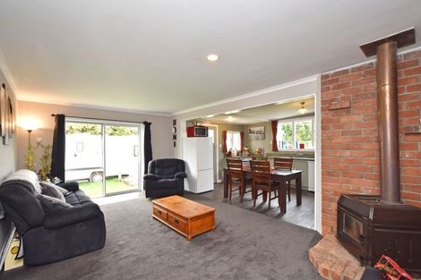 Photo of property in 34 Bay View Road, Woodend, Invercargill, 9877