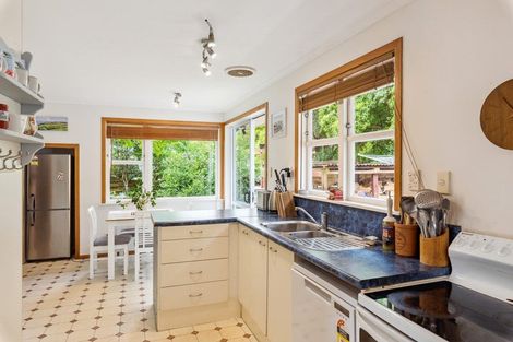 Photo of property in 12 Brazier Grove, Paraparaumu, 5032