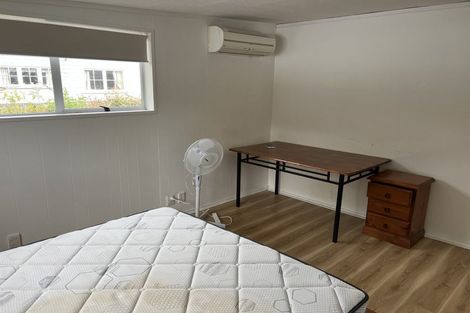 Photo of property in 35 Eugenia Rise, Totara Heights, Auckland, 2105