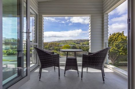 Photo of property in 5a Motuhara Road, Plimmerton, Porirua, 5026