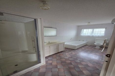 Photo of property in 5 Lillian Street, Belmont, Lower Hutt, 5010