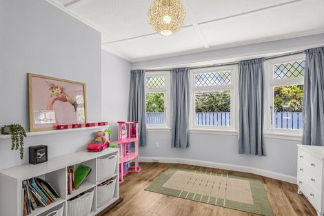 Photo of property in 93 Wood Street, Takaro, Palmerston North, 4410