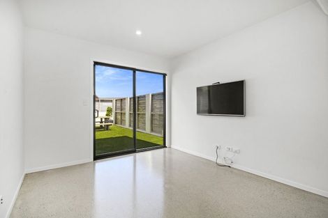 Photo of property in 1/50 Mandalay Terrace, Khandallah, Wellington, 6035
