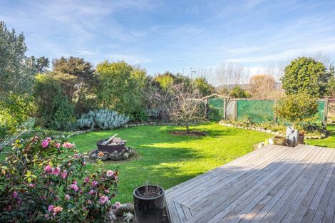 Photo of property in 30 Convent Road, Otaki, 5512