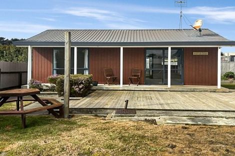 Photo of property in 37 Ruanui Street, Himatangi Beach, Foxton, 4891