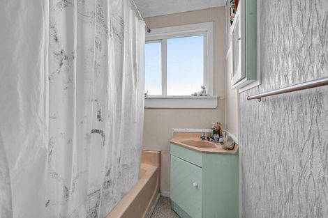 Photo of property in 139 Tasman Street, Opunake, 4616