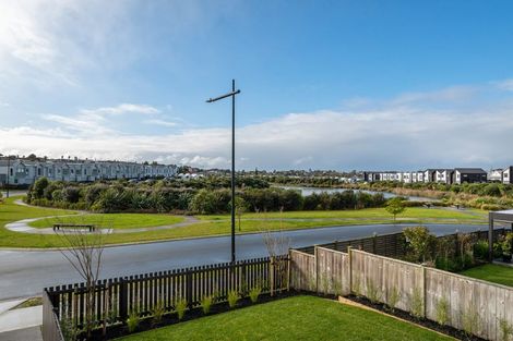 Photo of property in 21 Cambie Avenue, Red Beach, 0932