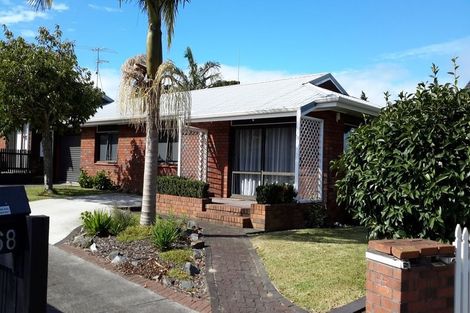 Photo of property in 1/70 Carnoustie Drive, Wattle Downs, Auckland, 2103