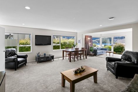 Photo of property in 688 Peninsula Road, Kelvin Heights, Queenstown, 9300