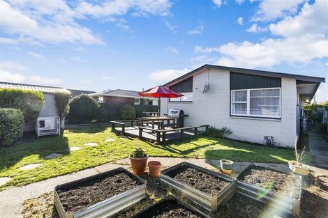 Photo of property in 69 Cotswold Avenue, Bishopdale, Christchurch, 8053
