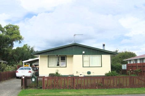 Photo of property in 22 Clouston Park Road, Clouston Park, Upper Hutt, 5018