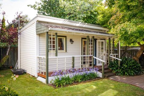 Photo of property in 16 Alan Street, Palmerston North, 4414