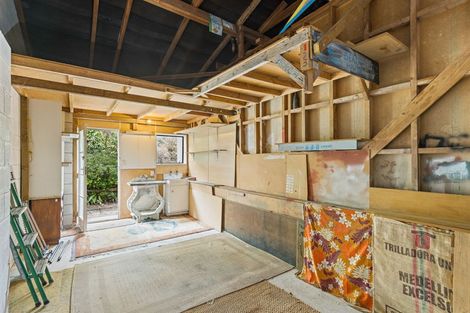 Photo of property in 1/92 Saddleback Rise, Murrays Bay, Auckland, 0630