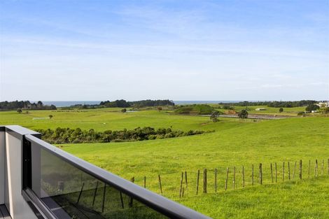 Photo of property in 16a Links Drive, Waiwhakaiho, New Plymouth, 4312