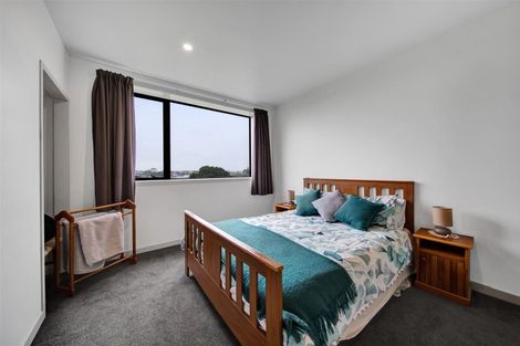 Photo of property in 16a Links Drive, Waiwhakaiho, New Plymouth, 4312