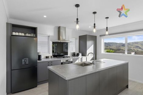 Photo of property in 167 Waipounamu Drive, Kelson, Lower Hutt, 5010