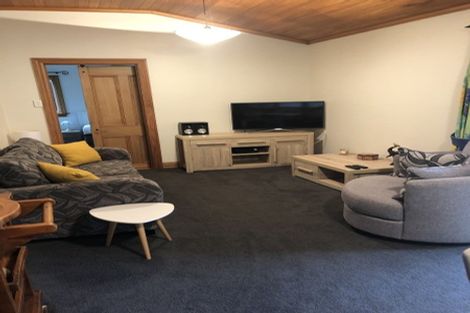 Photo of property in 1 Wikitoria Road, Putiki, Whanganui, 4500