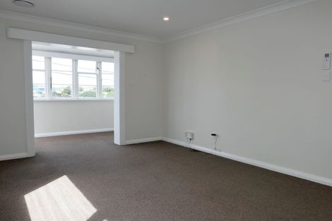 Photo of property in 9 Upper Lewisville Terrace, Thorndon, Wellington, 6011