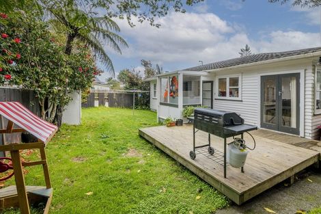 Photo of property in 148 Arawhata Road, Paraparaumu, 5032