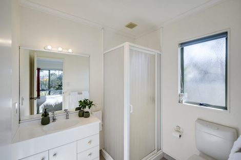 Photo of property in 3 Alderney Way, Taradale, Napier, 4112