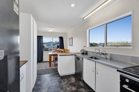 Photo of property in 26 Rewa Street, Inglewood, 4330