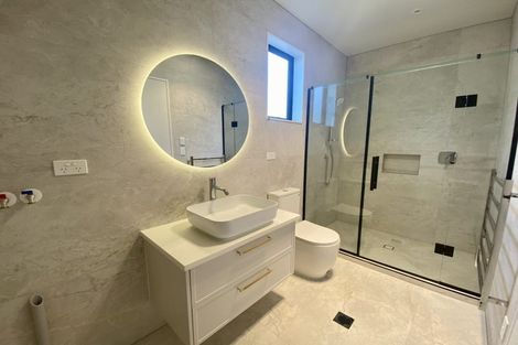 Photo of property in 2 Puihi Crescent, Massey, 0614