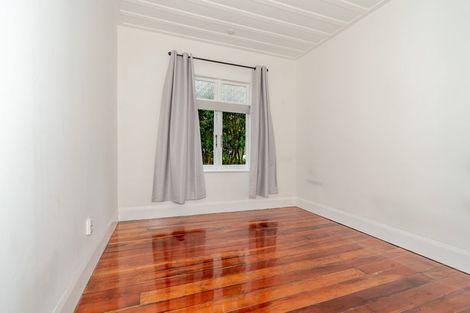 Photo of property in 17 Seddon Road, Puketaha, Hamilton, 3281