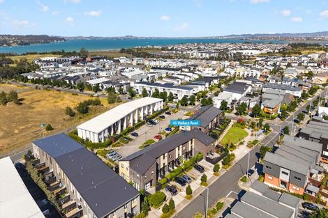 Photo of property in 41 Wallace Road, Hobsonville, Auckland, 0616