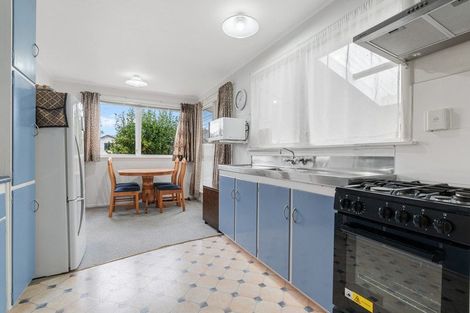 Photo of property in 4 Clendon Place, Manurewa, Auckland, 2102