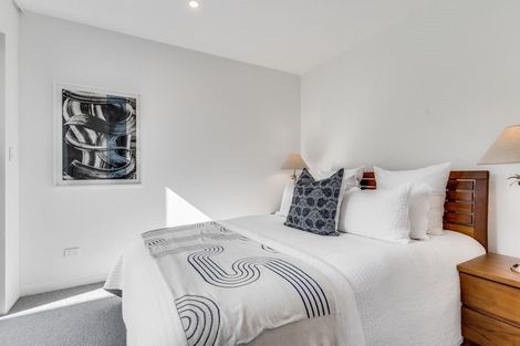 Photo of property in 12c Memorial Avenue, Ilam, Christchurch, 8053