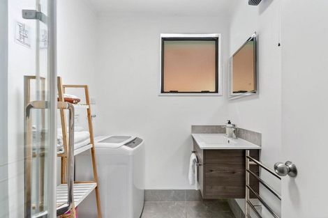 Photo of property in 23 Studholme Road, Wanaka, 9382