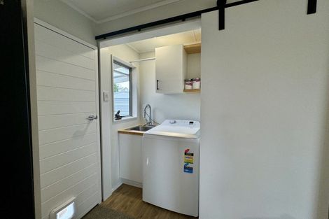 Photo of property in 19 Baillie Crescent, Carterton, 5713