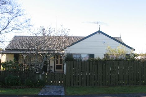 Photo of property in 2 Keryn Place, Opaheke, Papakura, 2113