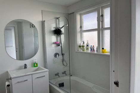 Photo of property in 2 Totara Street, Trentham, Upper Hutt, 5018